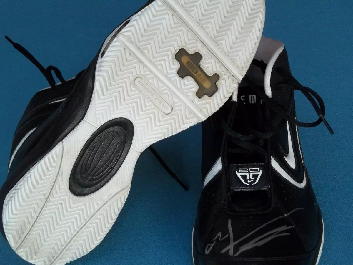 vacío desmayarse Hábil zapatos nike firmados manu ginobili usados por juego con autógrafo jsa loa  auto spurs