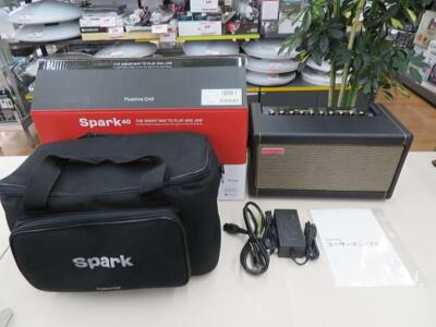 Positive Grid Spark 40 Amp - voll funktionsfähig und sehr guter Zustand aus J...