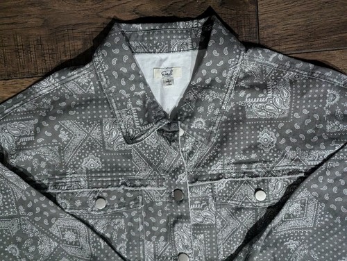 EASEL Mineral Washed Loose Fit Snap Front Lux Denim Jacket Gray w/ White Paisley - Picture 3 of 19