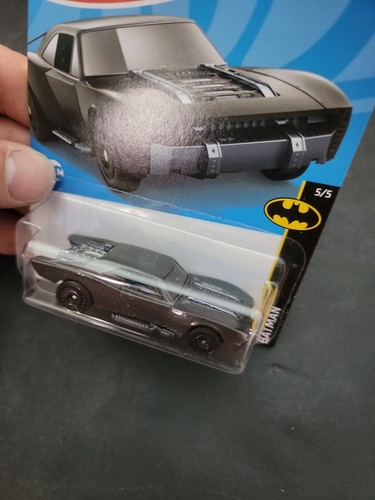 Hot Wheels Batman Batmobile The Batman 5/5 Gray & Classic TV Series 2022 Lot - Picture 6 of 11