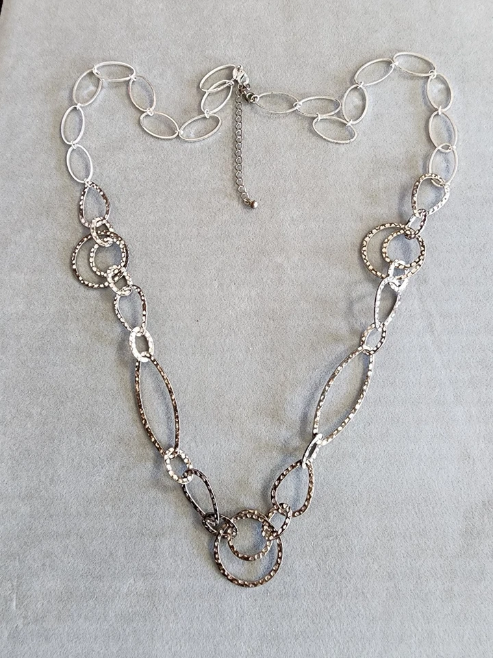 Collar lazo placa de plata martillada retorcida firmado en caja original 37" ¡ENVÍO GRATUITO! Foto 4 de 4