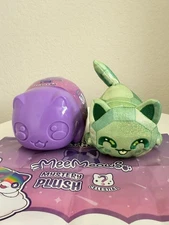 Aphmau Mystery Mini Plush Egg Celestial - Emerald Cat Vidcon (Golden Paw Print)