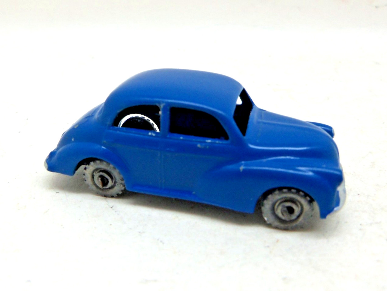 Matchbox 46a, Morris Minor 100 - Free Price Guide & Review