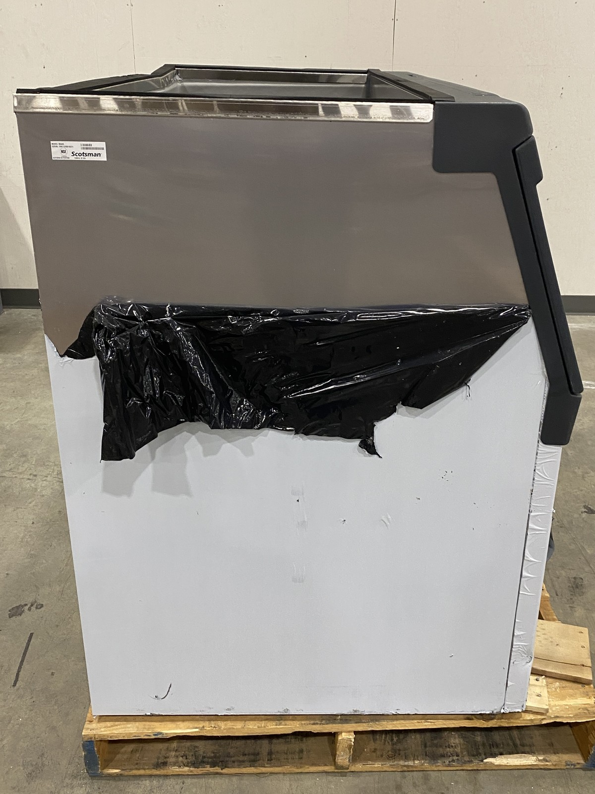 Scotsman B948S 48” 893 Lb. Ice Storage Bin