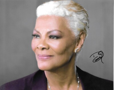 Atemberaubendes neues 10'' x 8'' HANDSIGNIERTES Farbfoto - Dionne Warwick - R&B Ikone