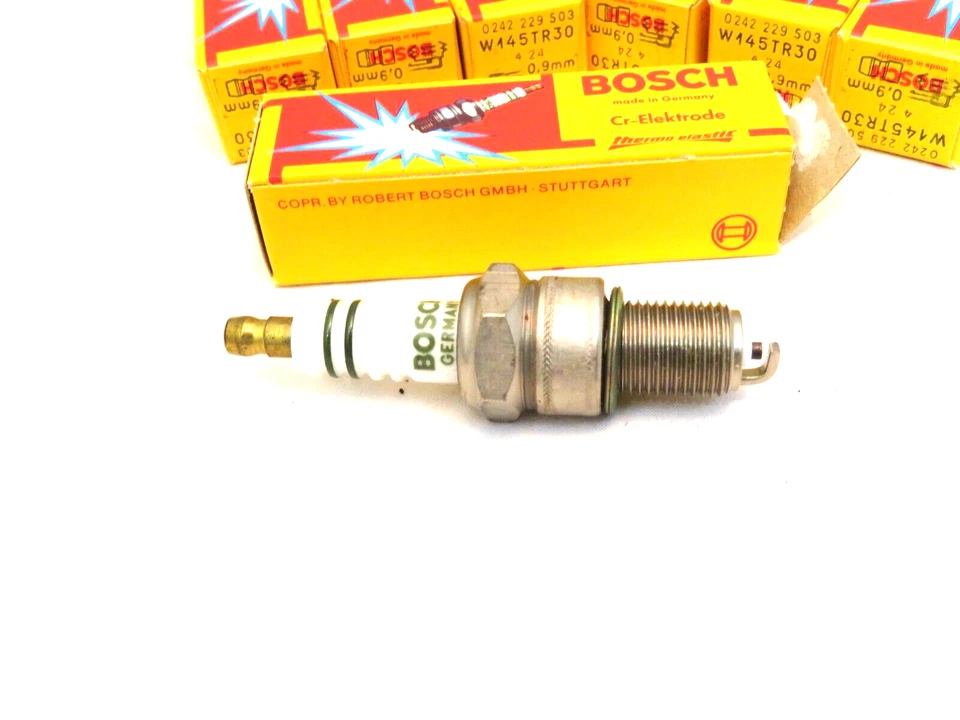 Bujías Bosch Triumph Stag Spitfire TR6 TR7 TR8 MG Midget W145TR30 Foto 2 de 4