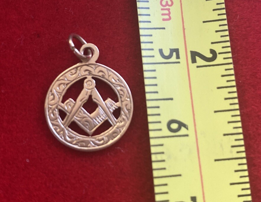 Vintage Masonic Pendant Charm 9 carat yellow gold eBay
