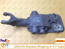 190861M1 HYDRAULIC COVER LIFT HEAD For Massey Ferguson MF-35,65,135,765 TRACTOR