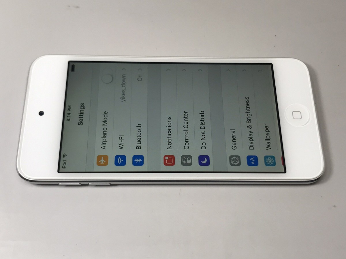 Apple iPod Touch 5th Gen 32GB A1421 - White/Silver - Mint