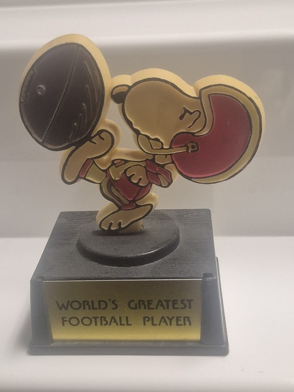 Aviva Snoopy Trophy Vintage Peanuts World's Greatest Football Player 