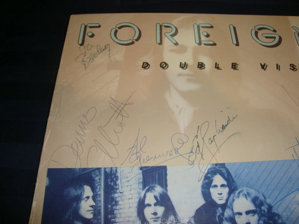 Foreigner Double Vision LP fully signed - Image 2 of 4