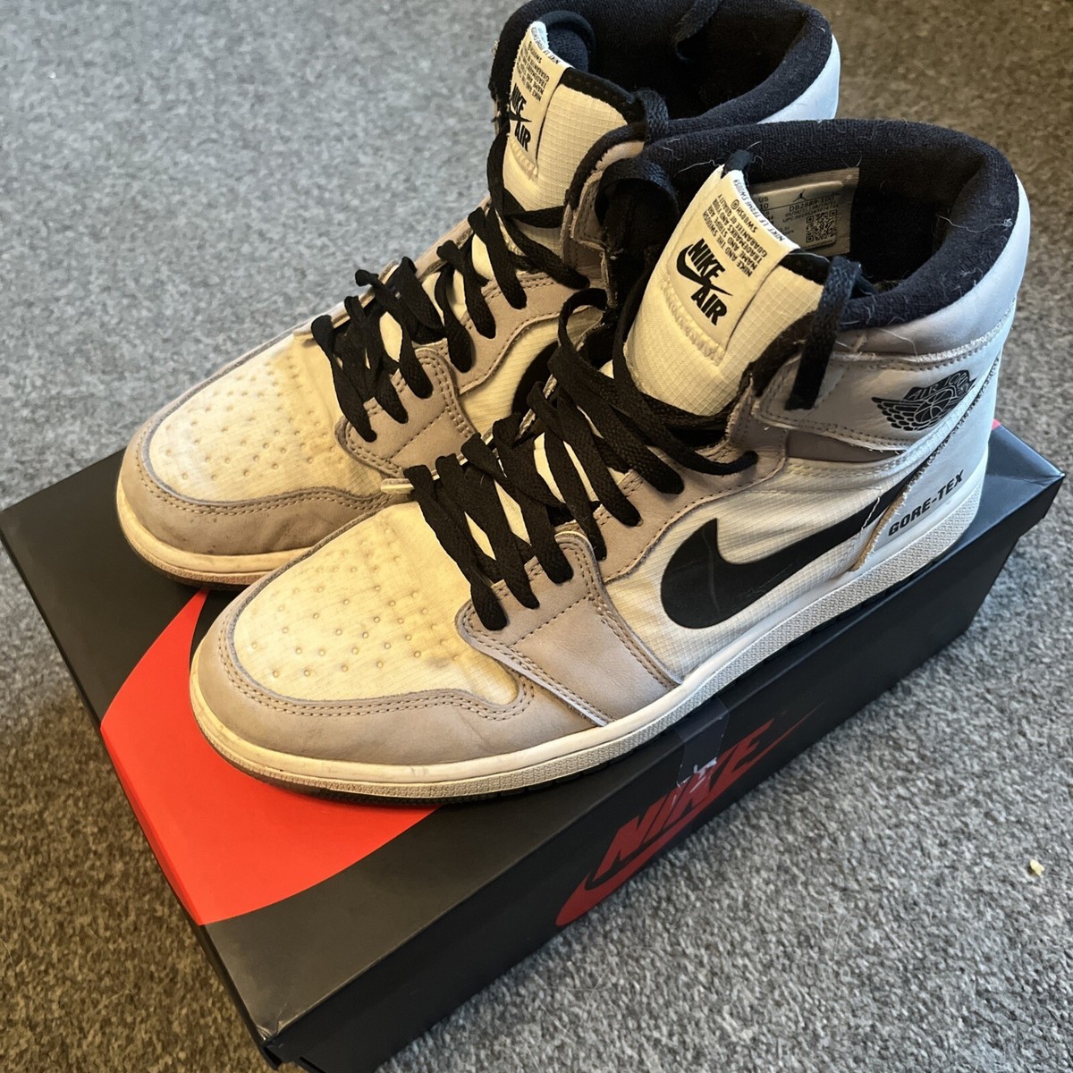 nike sb x air jordan 1 high og light bone
