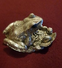 Comyns Fine Hallmarked Silver Frog Sculpture statue Gorgeous Collectable Item.