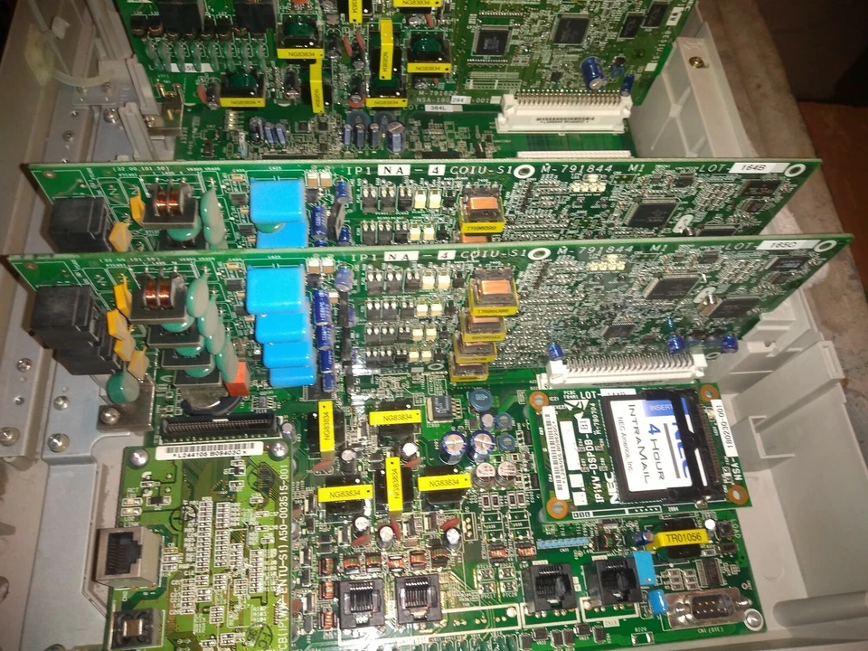 NEC ASPIRE S KSU & P.S. IP1NA-KSU-S1, with 2 IP1NA-4COIU-S1 (M-791844 M1) 4PORT - Image 4 of 4