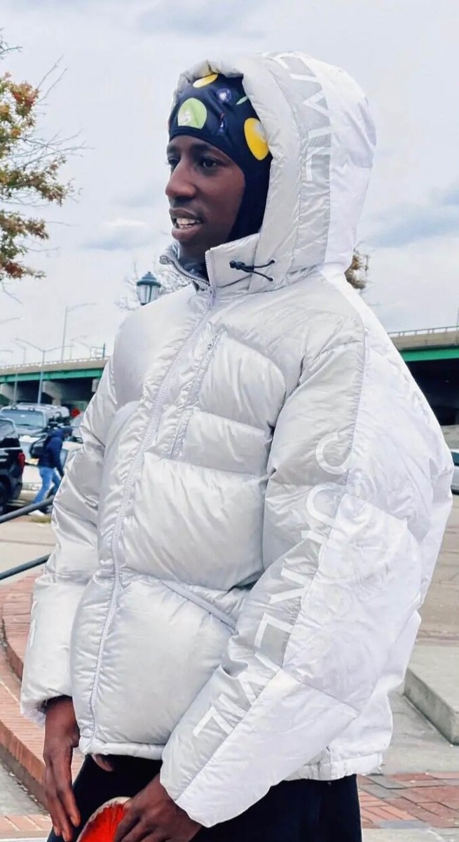 100% Authentic!! Supreme Featherweight Down Jacket Black M 100% Authentic!! Supreme Featherweight Down Jacket Black M