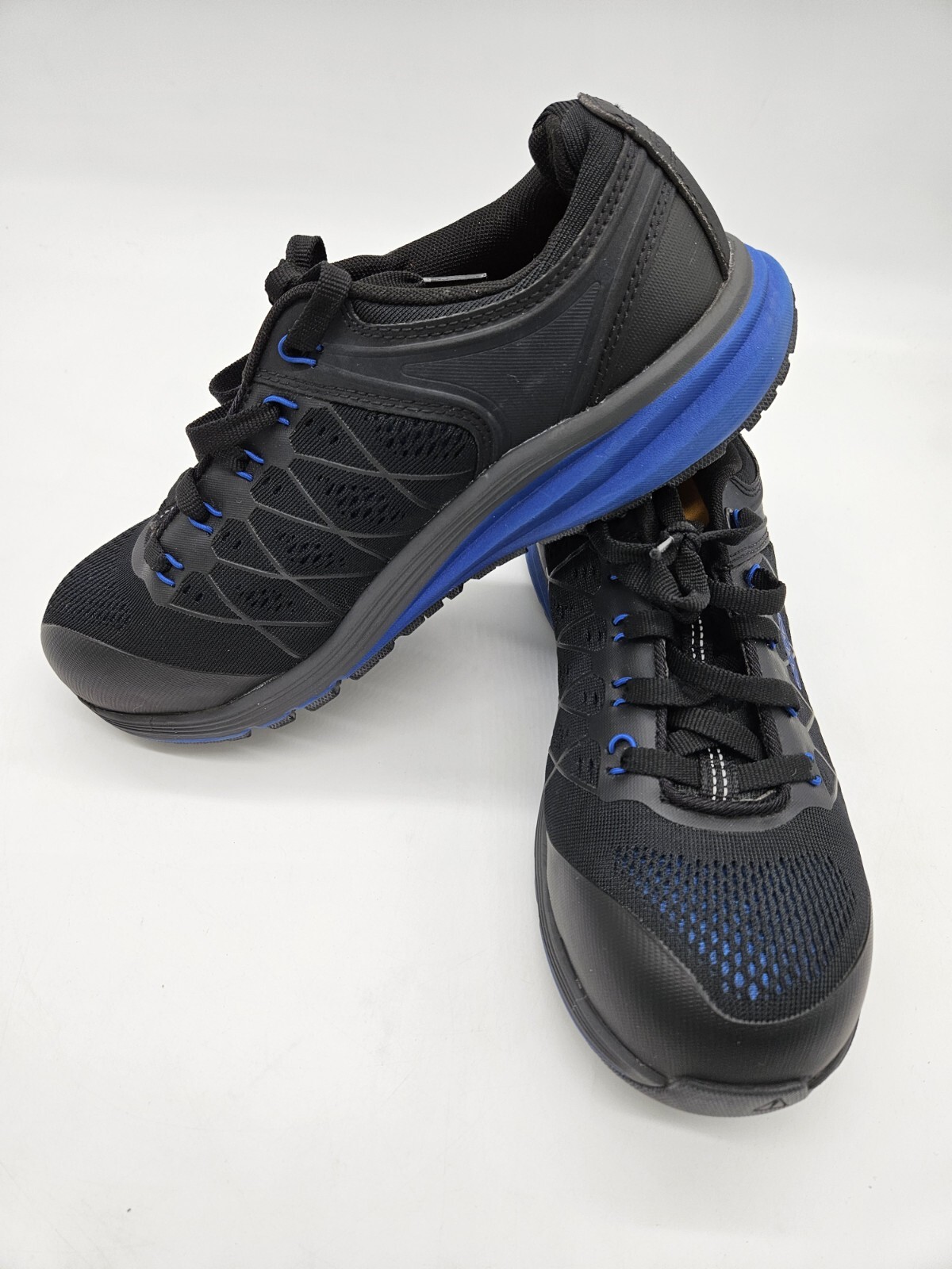 Scarpa da lavoro KEEN Utility uomo Vista Energy sneaker bassa altezza punta composita 8 5 usata in ottime condizioni