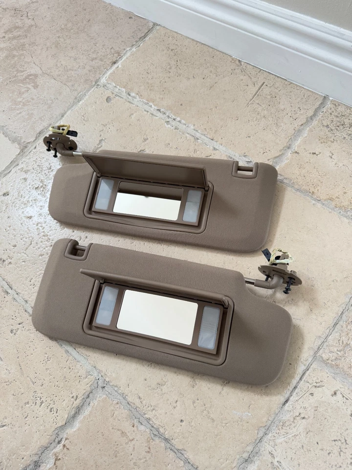 NUEVO PAR OEM DE PARASOLES Saturn Aura beige 2006-2010 Foto 2 de 4