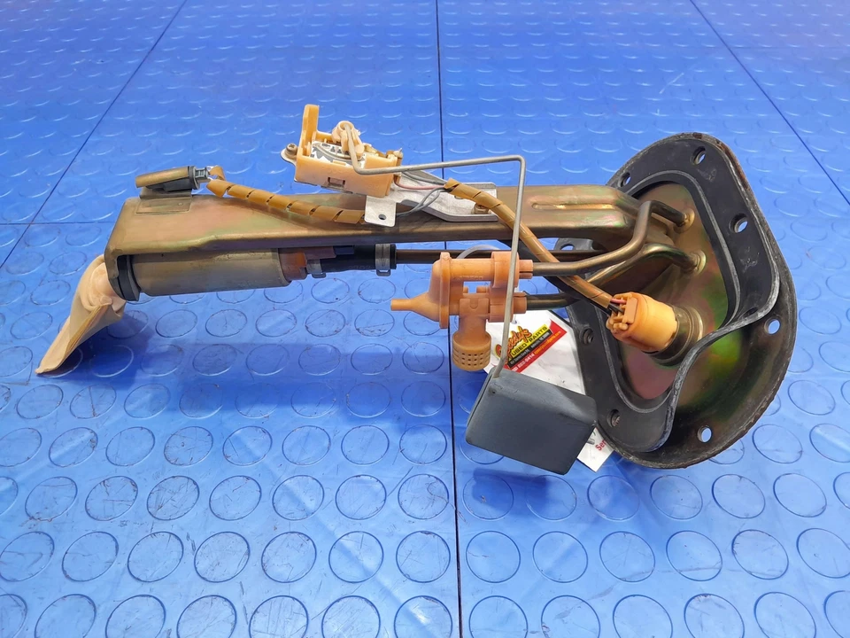 Conjunto de bomba de combustible Subaru Impreza 2002-2004 2,5 L no turbo OEM 42021FE020 Foto 2 de 4