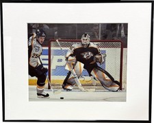 Chris Mason signed Nashville Predators 11x14 Photo Custom Framing- COA