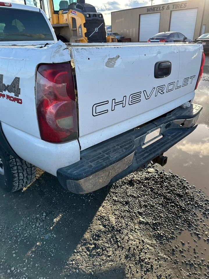 Б/у суппорт переднего левого дискового тормоза подходит: 2003 Chevrolet Silverado 2500 пикап Fr - Изображение 3 из 4