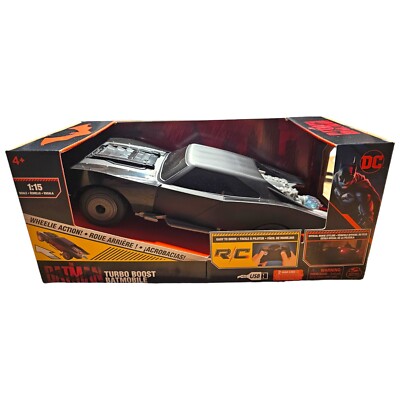 RC Turbo Boost Batmobile aus The Batman mit Wheelie-Funktion