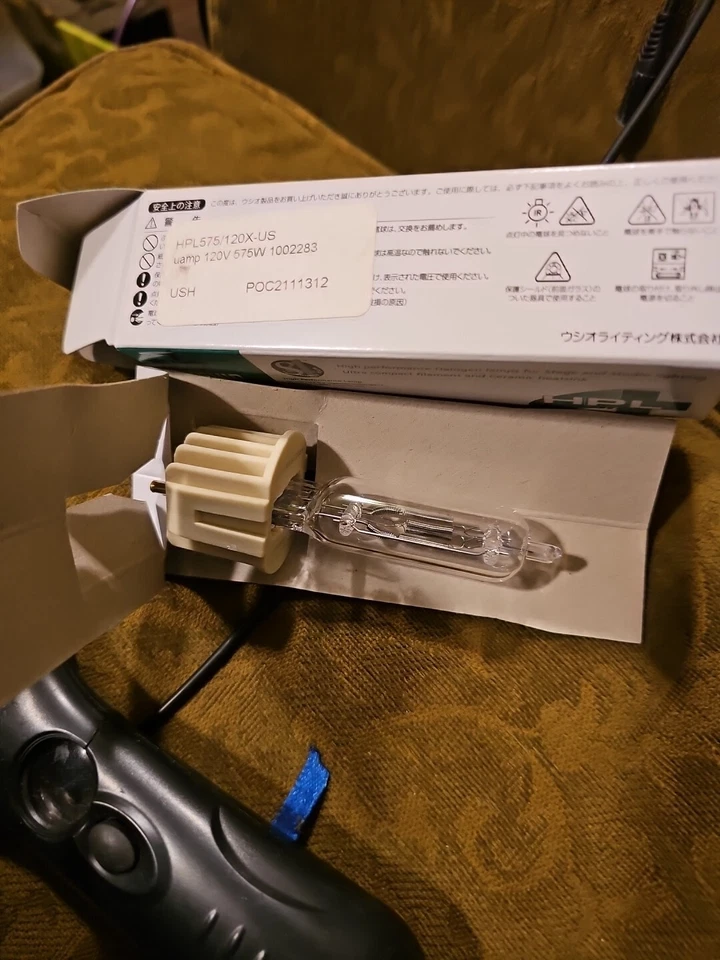 HPL-575/120X - 120V, 575W, 2,000 Life Hours, Stage and - Image 4 of 4