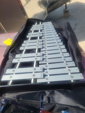Pearl 30 Note Bell Xylophone Glockenspiel Bell and Gig Bag only.