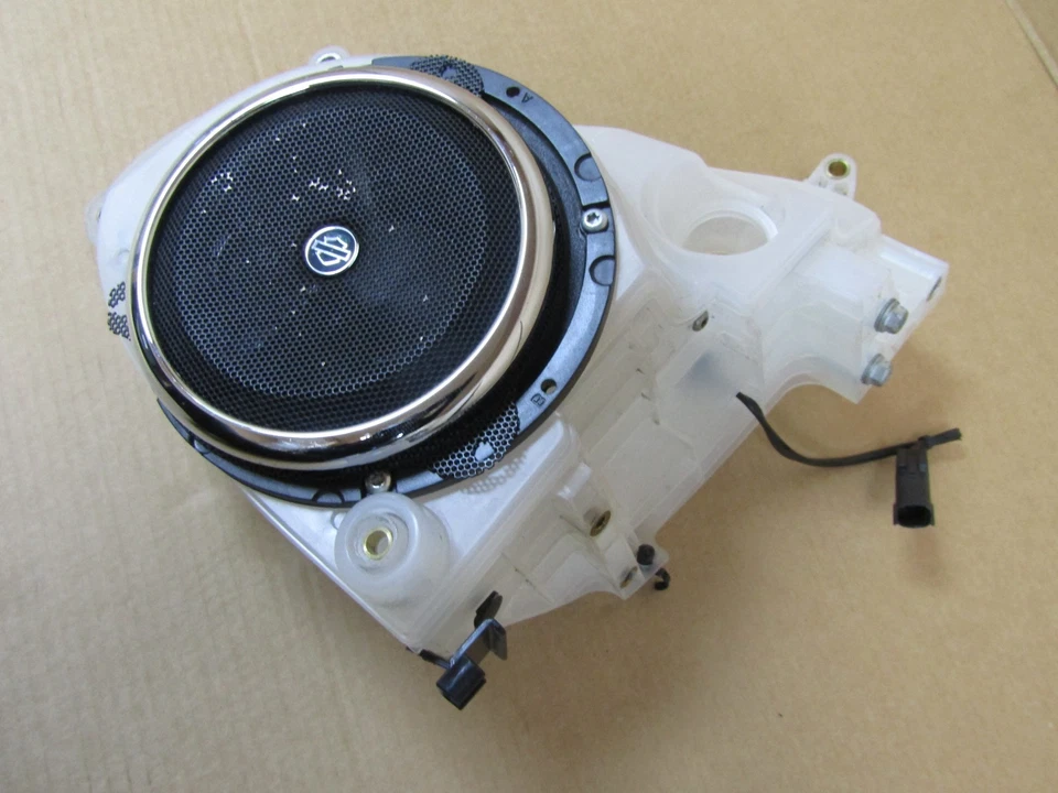 Harley Davidson CVO Ultra Ltd 180 2015 16.689 millas juego de radio y altavoces (9701) Foto 4 de 4