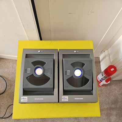Restposten Iridian Iris Scan Türzugang/Einstieg - IrisEngine IVAP5-B, 2x LG ROU2200