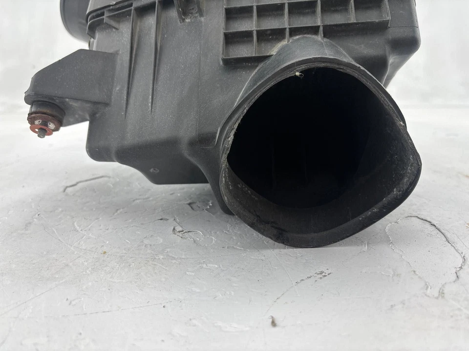 2009 - 2014 Acura TSX Air Intake Cleaner Filter Box OEM - Image 4 of 4