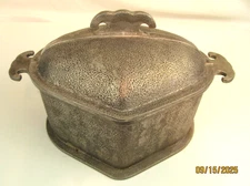 Vintage Guardian Service Pot Cookware Knight Logo Hammered Aluminum Heart Shape