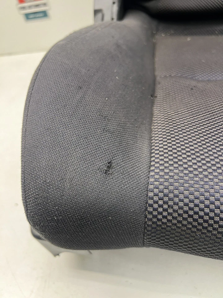 Nissan 350Z 2003-2008 conjunto de asiento de tela lateral derecho del pasajero negro OEM Foto 3 de 4