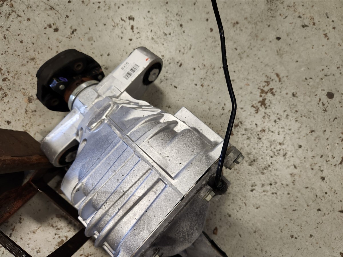 14 Chevrolet Camaro SS 3.27 Rear Carrier Differential Automatic  