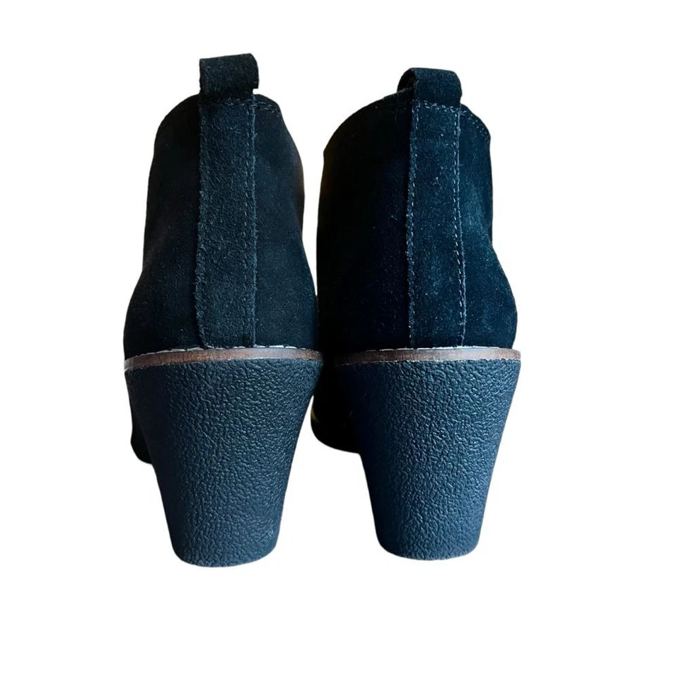 Белые горные сапоги Lambert на танкетке женские 8,5 лодыжки замшевые кожаные на шнуровке черные - Изображение 4 из 4