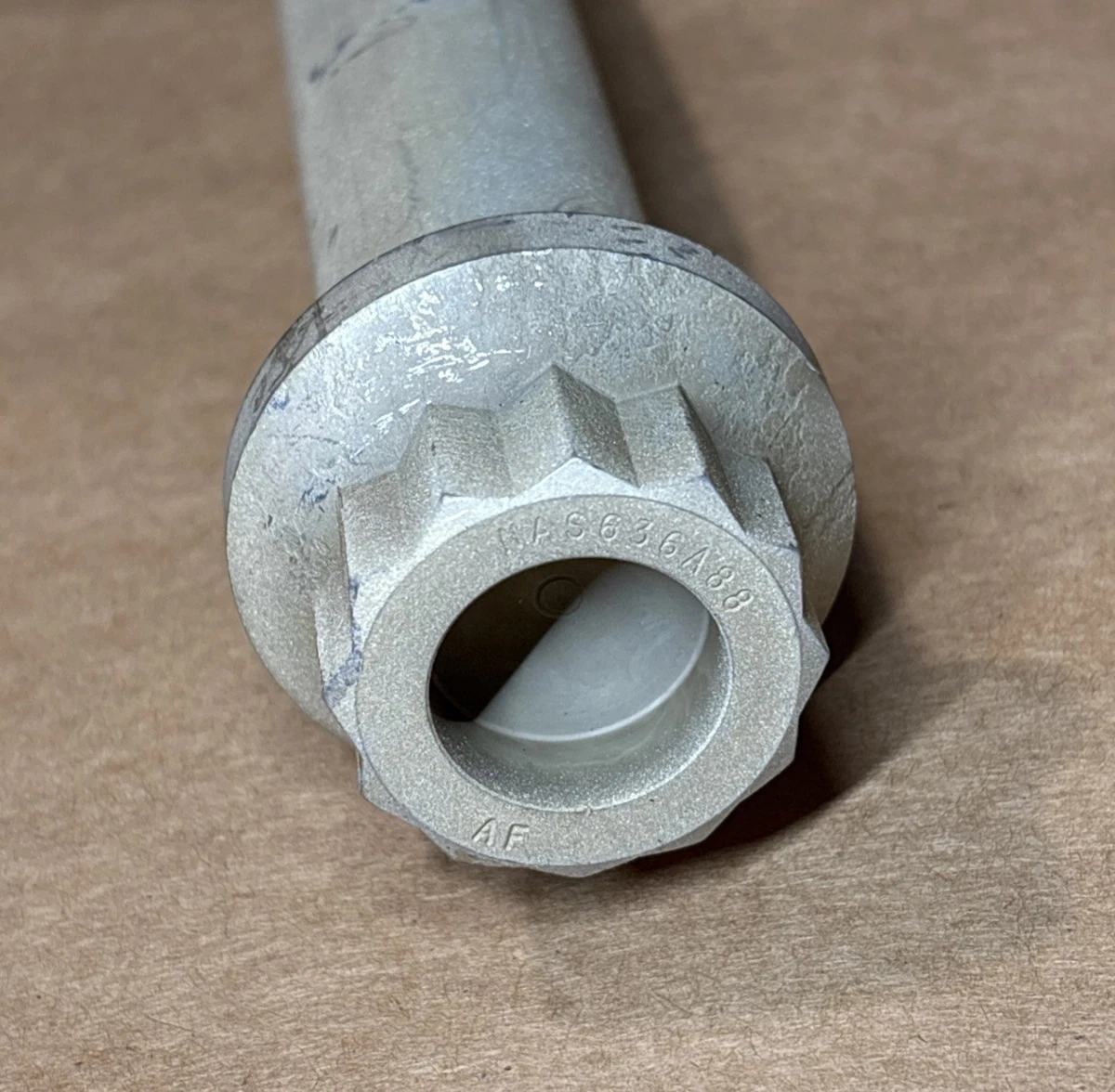 NAS636A88 Machine Shear Bolt 5306-00-619-5811, 1" Thread Dia. Right Hand photo 2