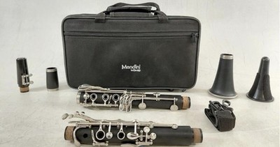 Mendini by Cecilio B Flat Clarinet MCT-E w/ Case  Student Band Instrument