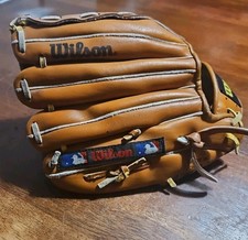 Wilson Advisory Staff Crown Web Baseball Glove Youth 11 inch RHT A2491