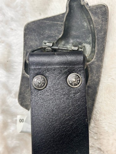 Levi's Men's Everyday Jean Leather Belt with Removable Eagle Buckle Black 44” - Picture 5 of 5