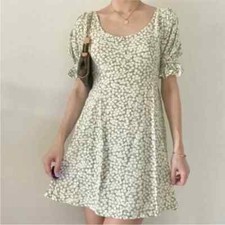 Women’s Faithfull the Brand La Barben Light Green Floral Puff Sleeve Dress 2/XS