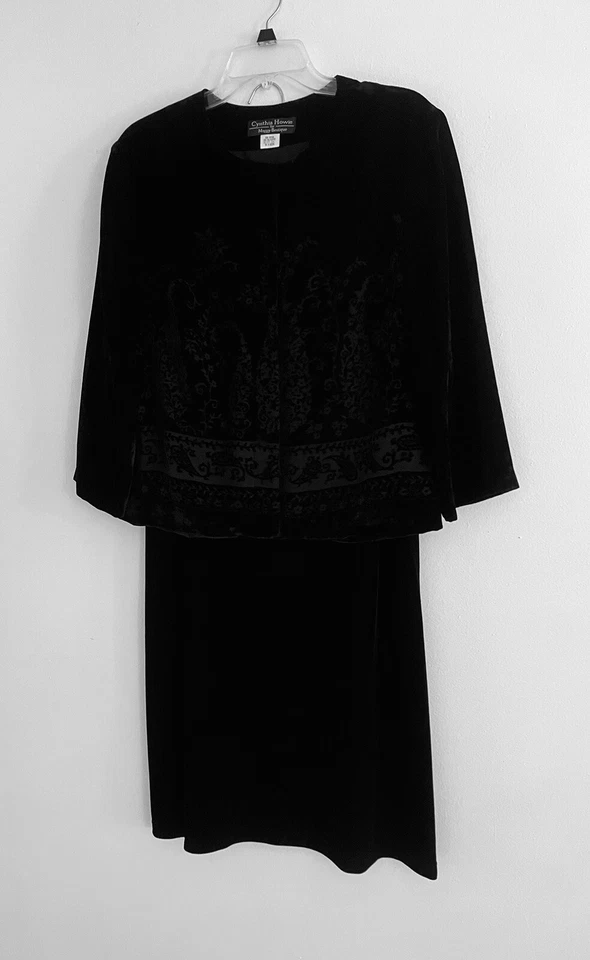 Conjunto de 2 piezas falda top traje elástico Cynthia Howie de terciopelo negro para mujer talla 14 Foto 3 de 4