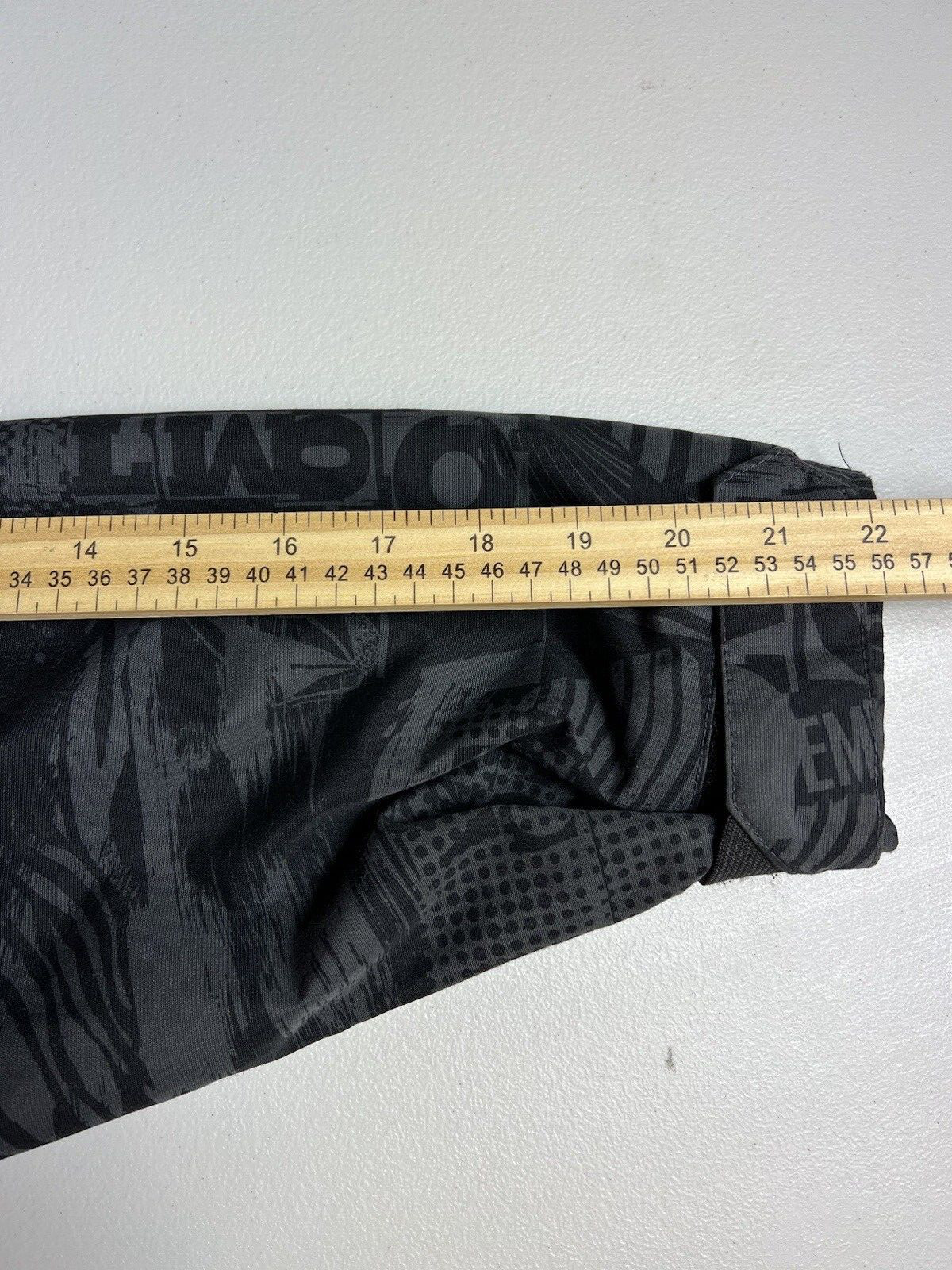 Volcom Slightly Remove Nimbus Snowboard Jacket Outdoor Winter Active Mens XS