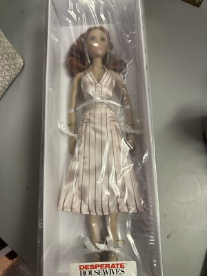 Madame Alexander Bree Van De Kamp Doll