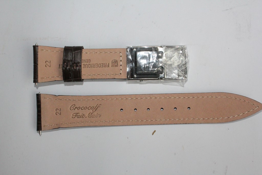 FREDERIQUE CONSTANT e-Strap connected bracelet in… - image 5