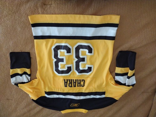 Reebok Boston Bruins 2010 NHL Winter Classic Hockey Jersey Youth L/XL - Picture 8 of 8