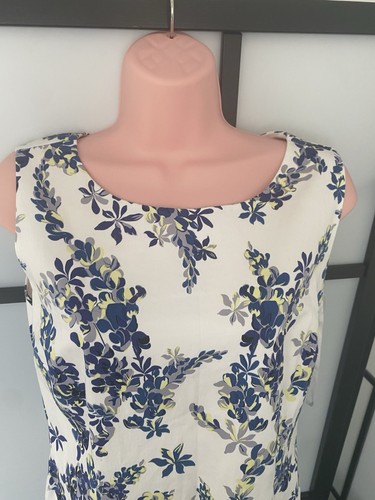 Hobbs Invitiation Blue And Cream Floral Shift Dress Size 12 - Picture 2 of 10