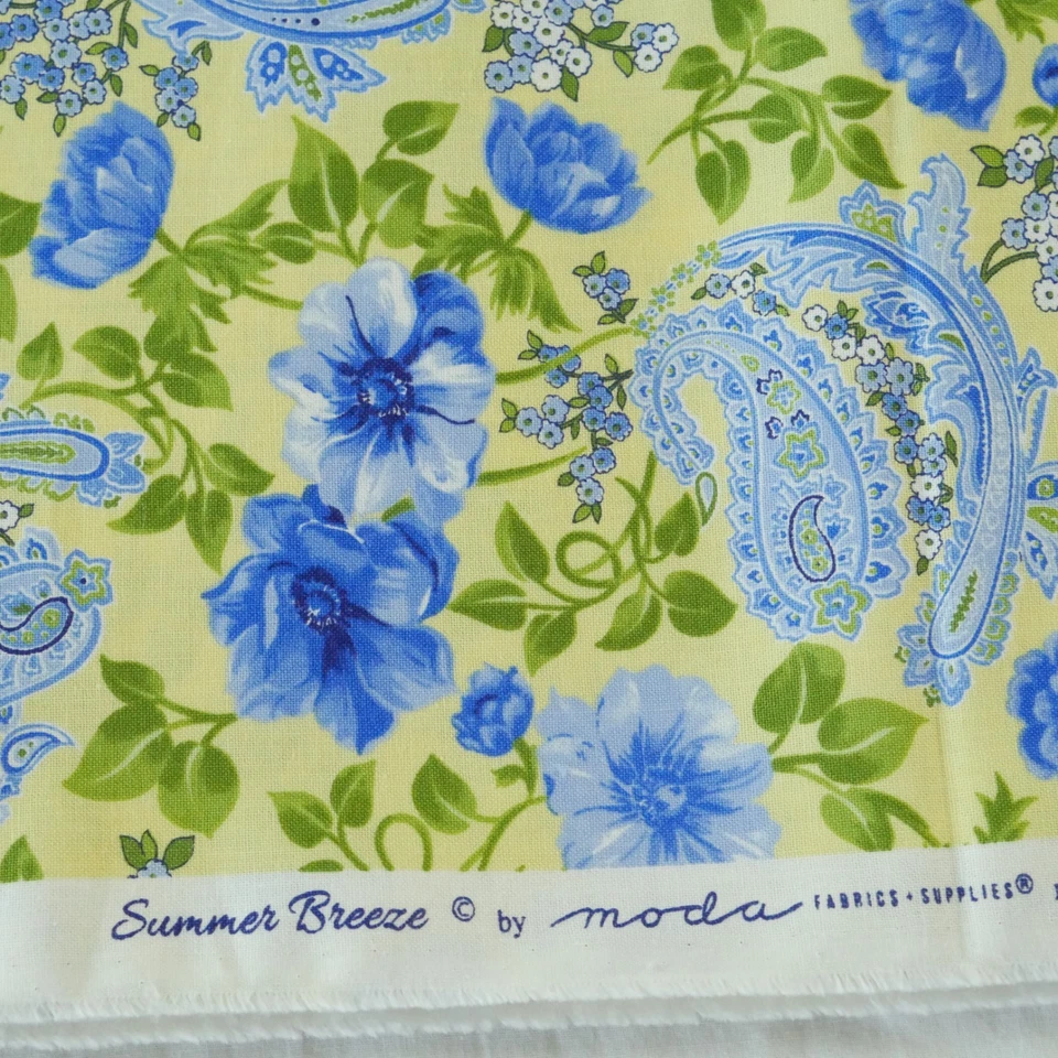 Moda Summer Breeze Quilt Cotton Fabric 4Y Blue Floral Paisley Yellow Spring - Image 4 of 4