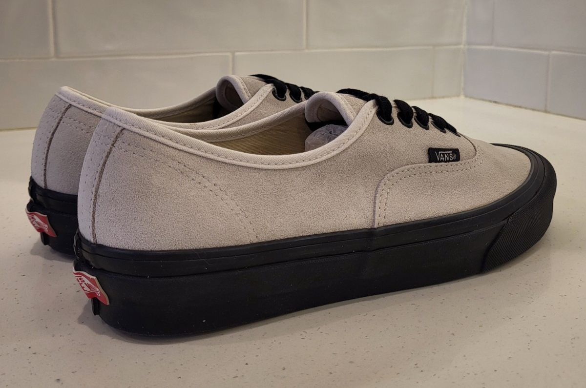 Vans Authentic 44 DX Anaheim Factory OG White Suede Mens Size 9 J