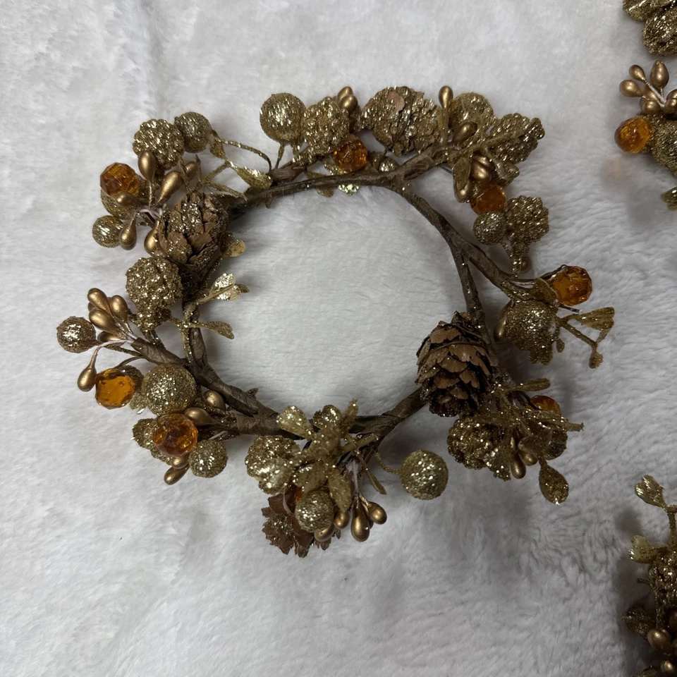 Pier 1 importado anéis de vela 6” através de pinhas douradas conjunto de 4 serve para vela de 3” - Imagem 3 de 4