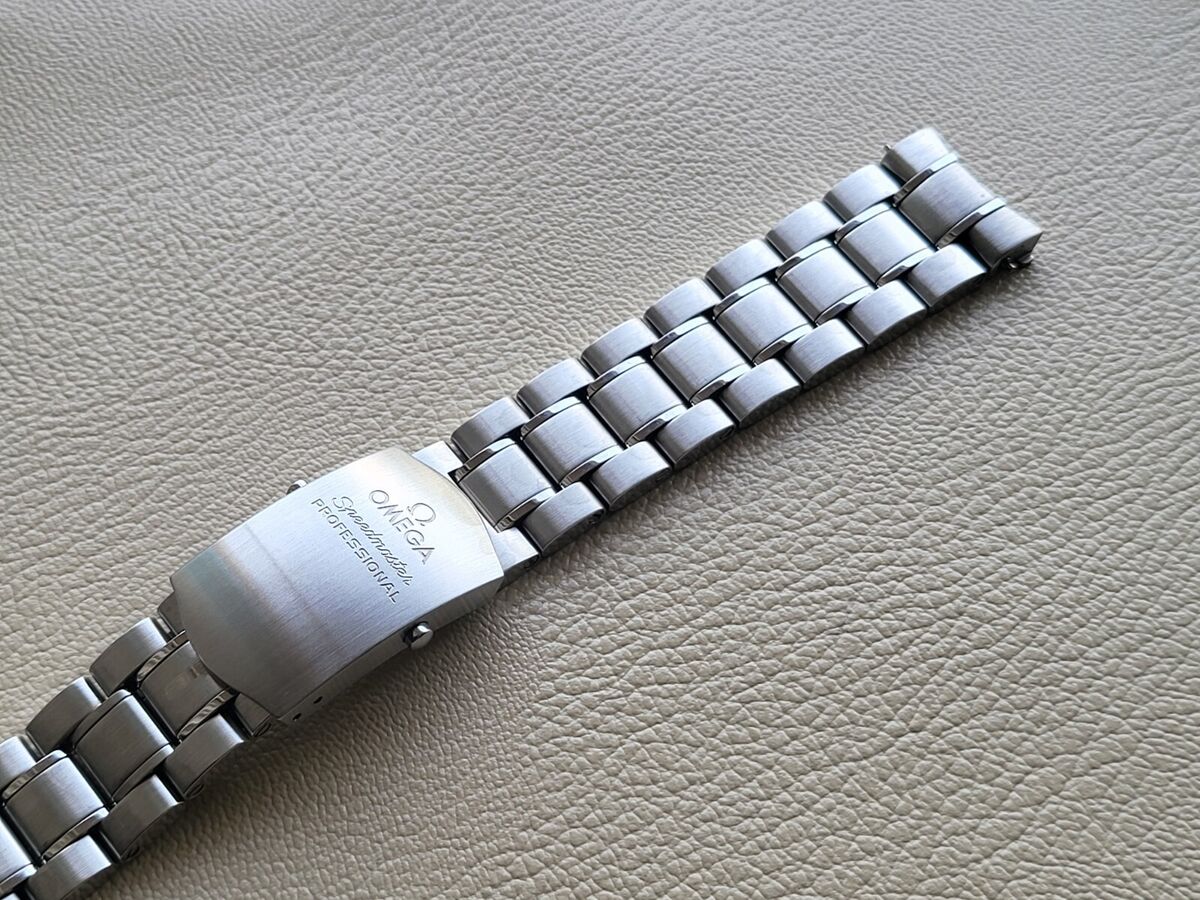OMEGA Speedmaster Moon Watch STZ004194 STZ004195 STZ004196 OMEGA Speedmaster Moon Watch STZ004194 STZ004195 STZ004196
