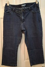 Lee Capri Jeans Natural Fit Womens Size 18w Stretch Adjustable Waist Embroidered